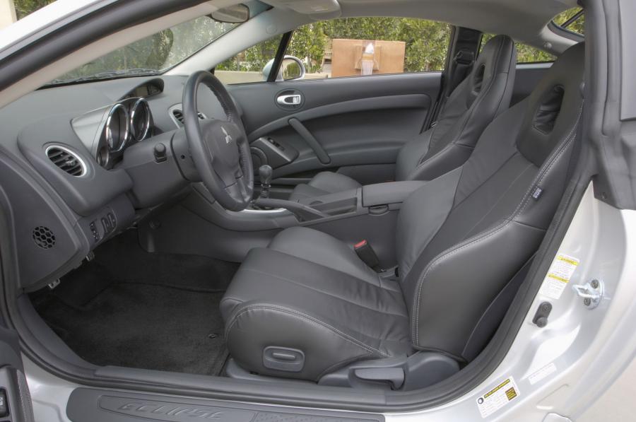  Mitsubishi Eclipse 2009 года  (фото 203 из 205)
